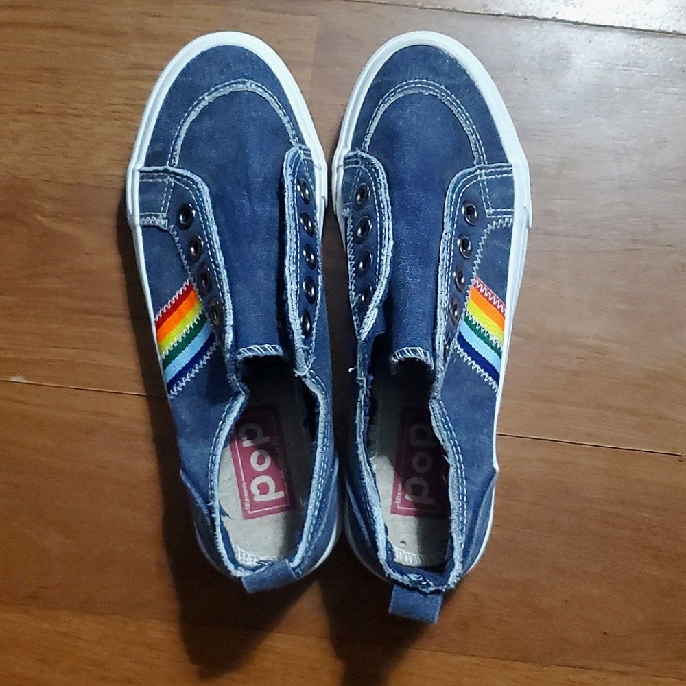 Rainbow on the side slide ons